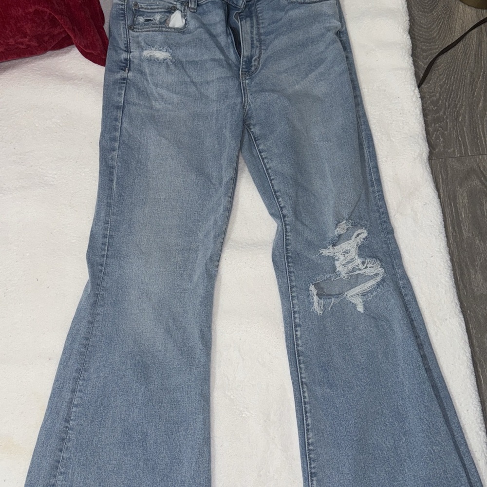 Women's Distressed Blue Jeans